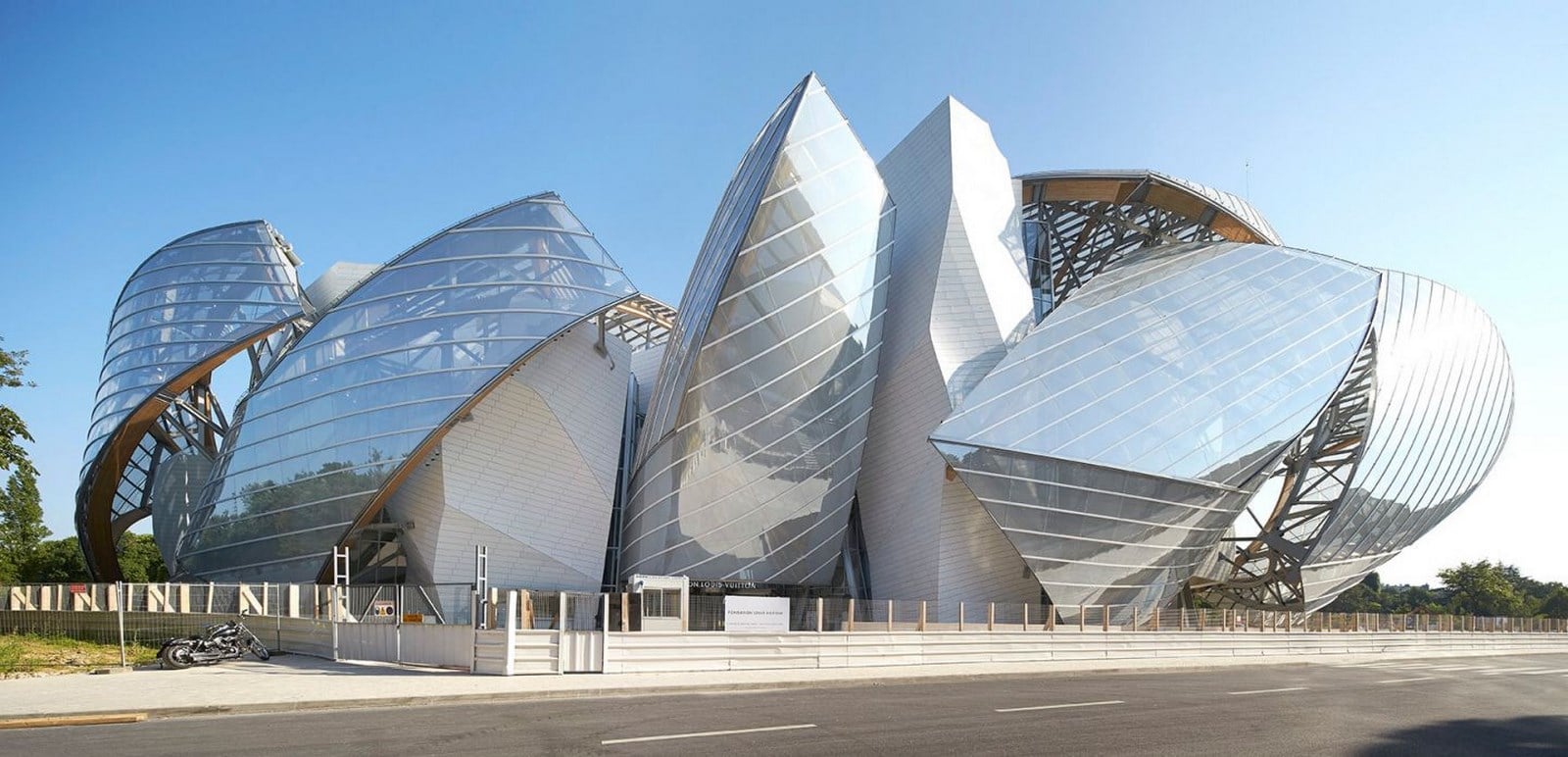 100 Best Architecture Projects of the 21st Century - Louis Vuitton Foundation, Paris, France by Frank Gehry