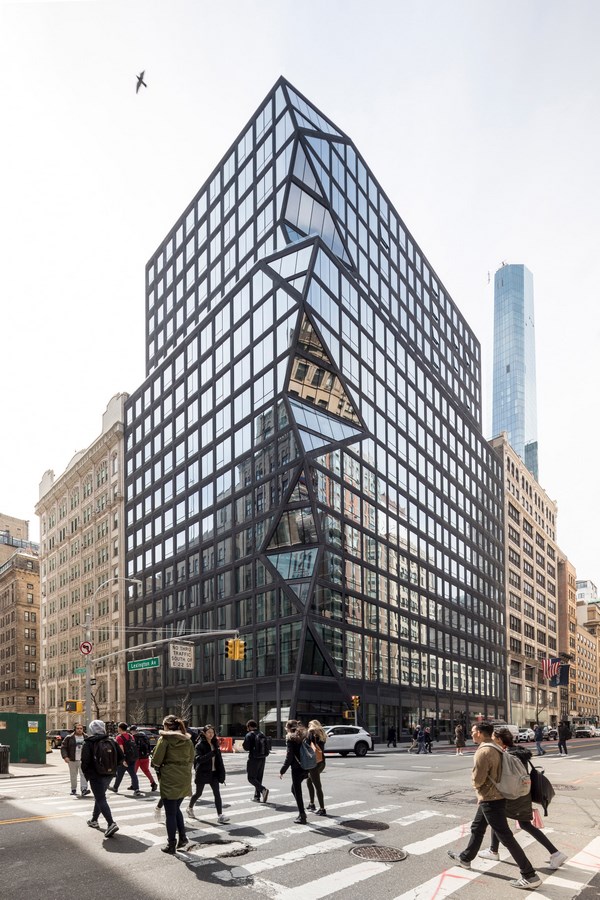 100 Best Architecture Projects of the 21st Century - Black Manhattan apartments