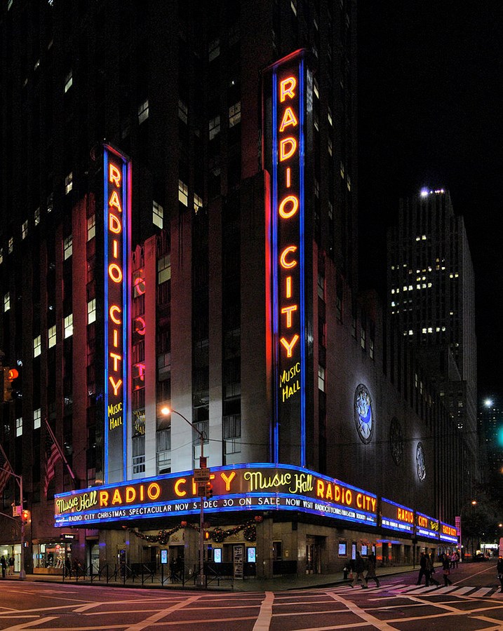 60 Most Famous Buildings in New York - Radio City Music Hall