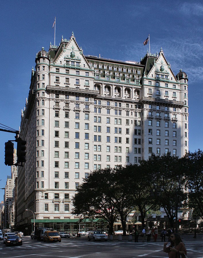 60 Most Famous Buildings in New York - Plaza Hotel