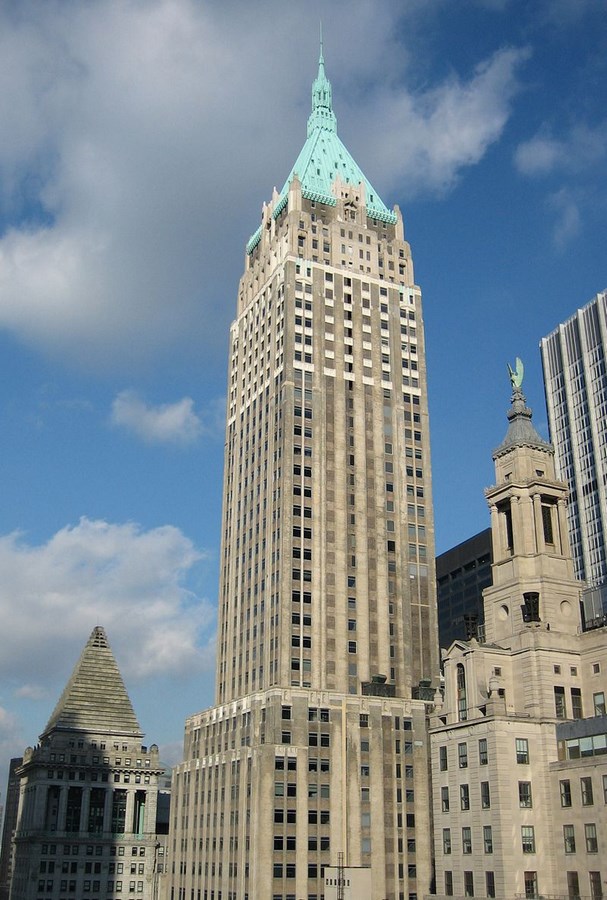 60 Most Famous Buildings in New York - 40 Wall Street - The Trump Building