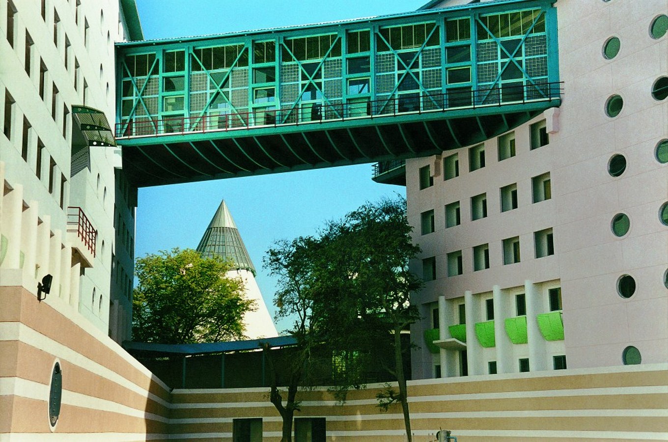 20 Iconic Projects By Hafeez Contractor - Indian Institute of Technology, Bombay1