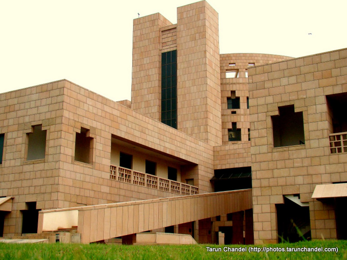20 Iconic Projects By Hafeez Contractor - Indian School of Business
