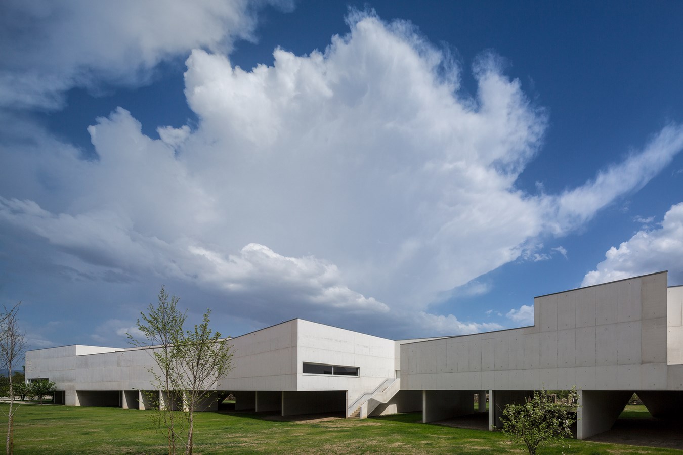 15 Projects by Alvaro Siza every Architect Must Visit! - Museu de Arte Contemporânea Nadir Afonso