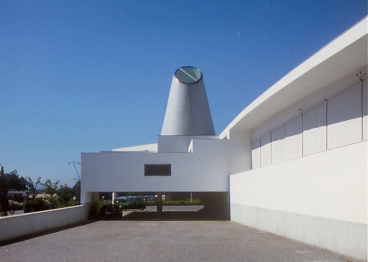 15 Projects by Alvaro Siza every Architect Must Visit! - Revigrés