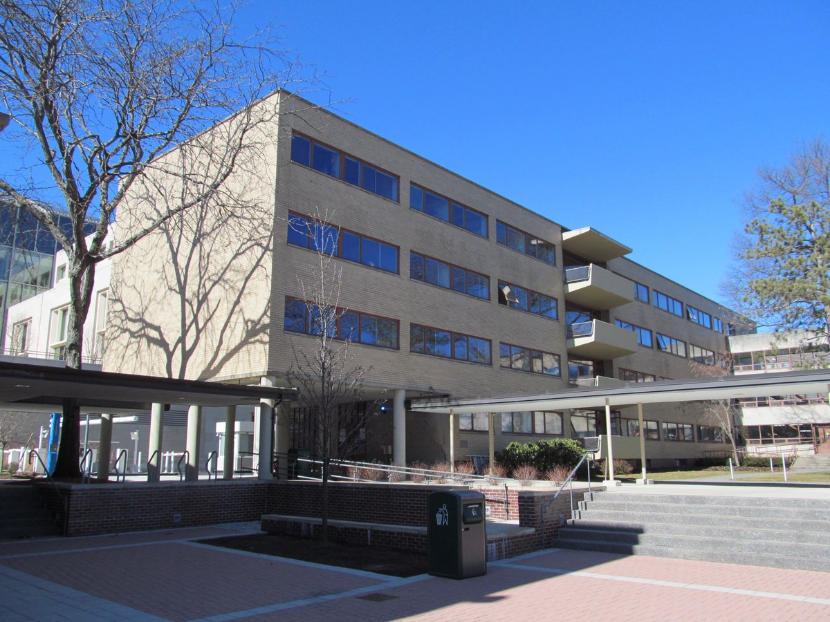 25 Most Iconic Structures In Boston - HARKNESS COMMONS - Sheet2