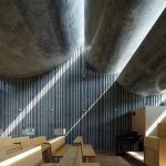 SHONAN CHRIST CHURCH By Takeshi Hosaka architects