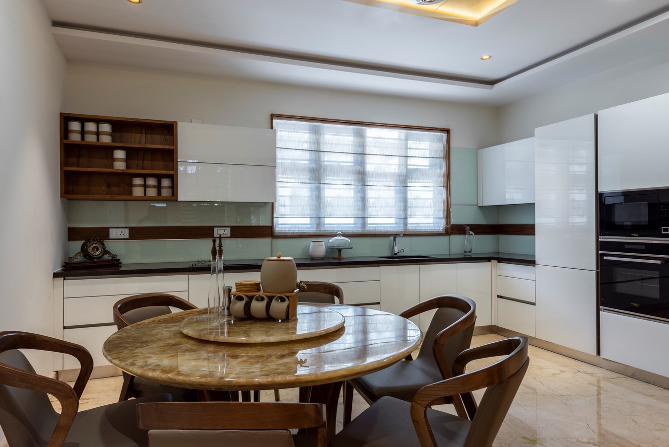 VEEPEES MANSIONS by Arif Associates