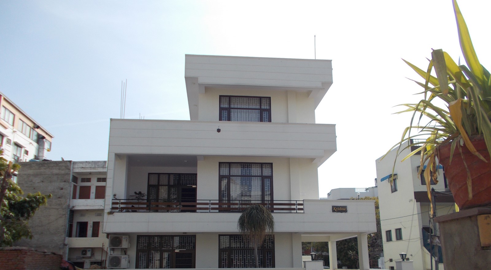 Mr. Ratul Shivhare Residence by GM Architects - Sheet13