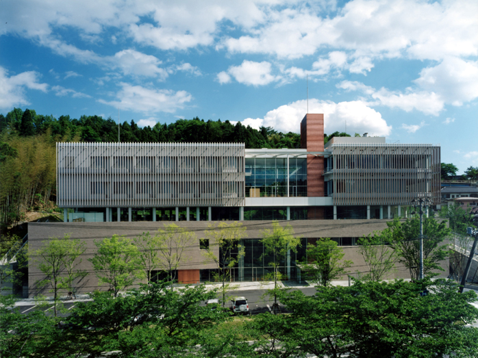 25 Projects by Fumihiko Maki -Fukushima Gender Equality Cente