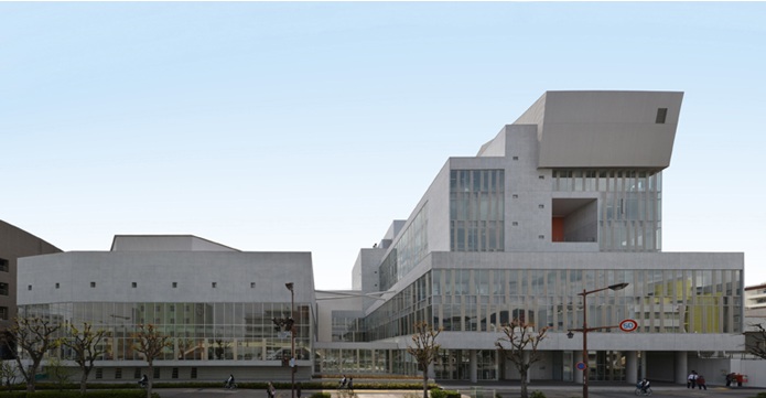 25 Projects by Fumihiko Maki -Nagano City Hall (+Nagano Performing Arts Center