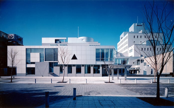 25 Projects by Fumihiko Maki -Toyama Shimin Plaza