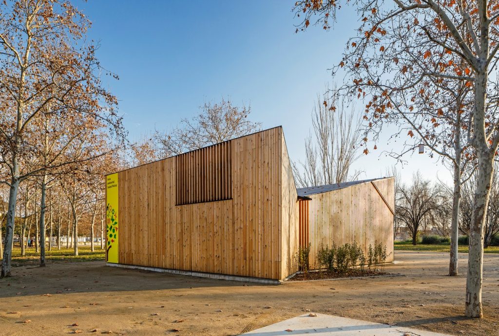 Aula K. Timber Modular Classroom for Environmental Education By BCQ arquitectura barcel - Sheet2