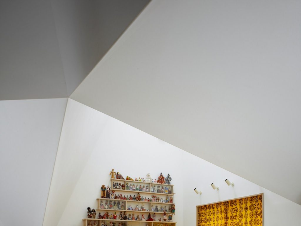 House in Kohoku By Torafu Architects - Sheet5