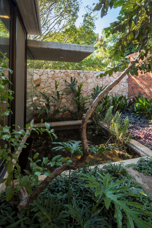 Patios House By Equipo de Arquitectura - Sheet10