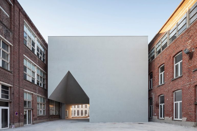 Architecture Faculty in Tournai By Aires Mateus