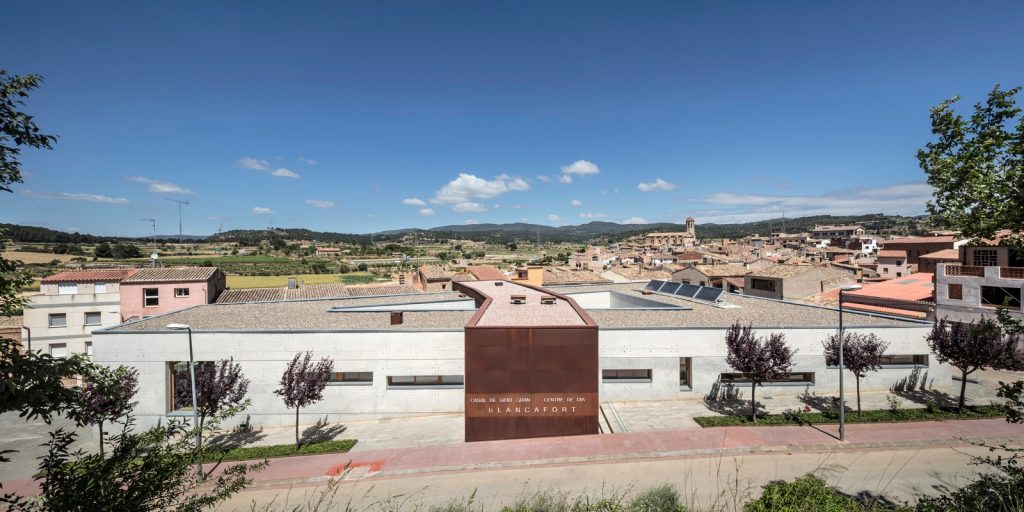 Day center and Home for the elderly of Blancafort By Guillem Carrera - Sheet2