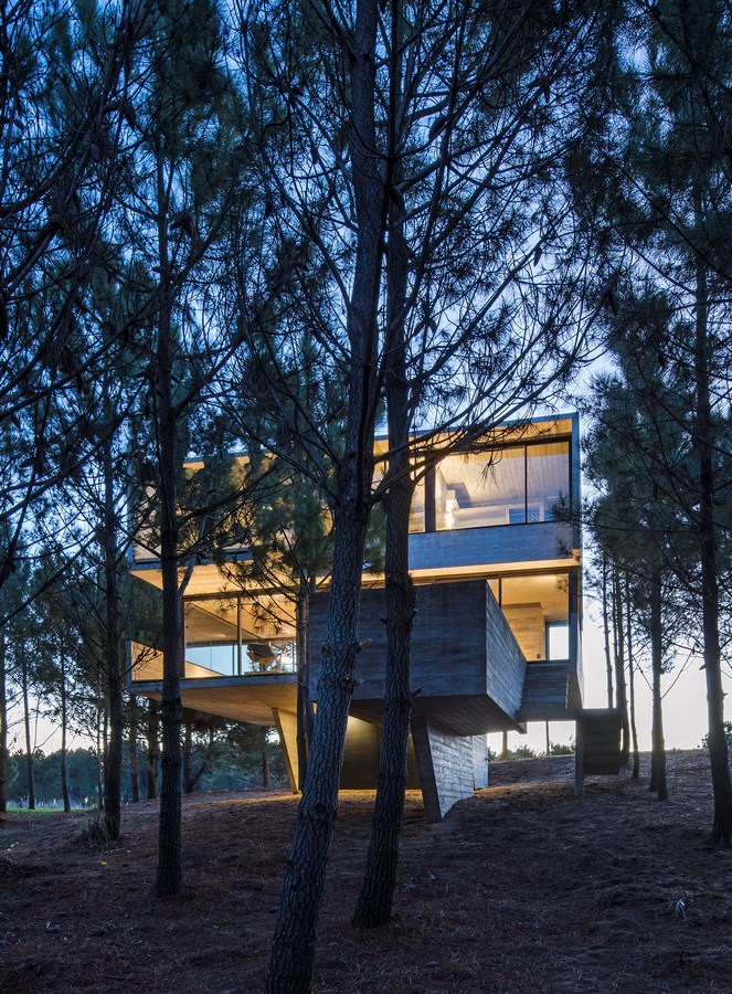 2914 House in the Trees By Luciano Kruk arquitectos - Sheet23