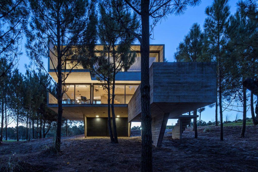 2914 House in the Trees By Luciano Kruk arquitectos - Sheet24