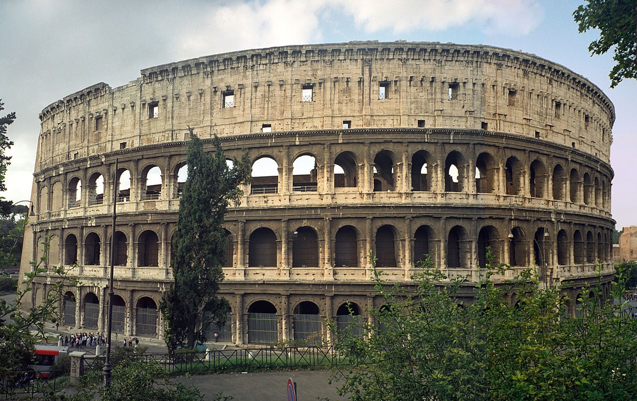 Colossal Structures Classic Architecture: 10 Iconic structures of Classical Architecture