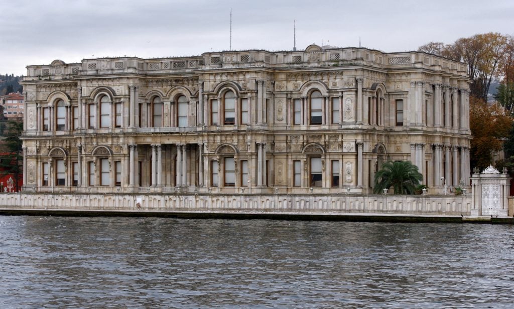 15 PLACES IN INSTANBUL- IMAGE 1 BEYLERBEYI PALACE - sheet1
