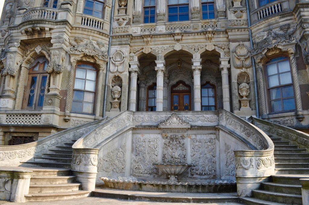 15 PLACES IN INSTANBUL- IMAGE 1 BEYLERBEYI PALACE - sheet2