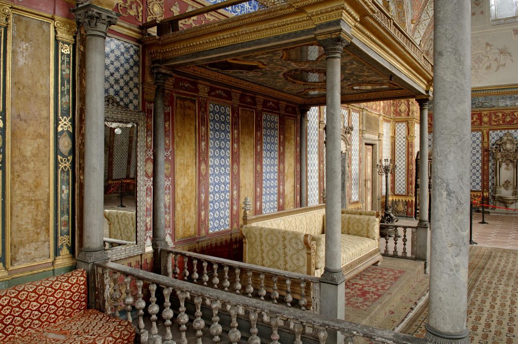 15 PLACES IN INSTANBUL- TOPKAPI PALACE - sheet2