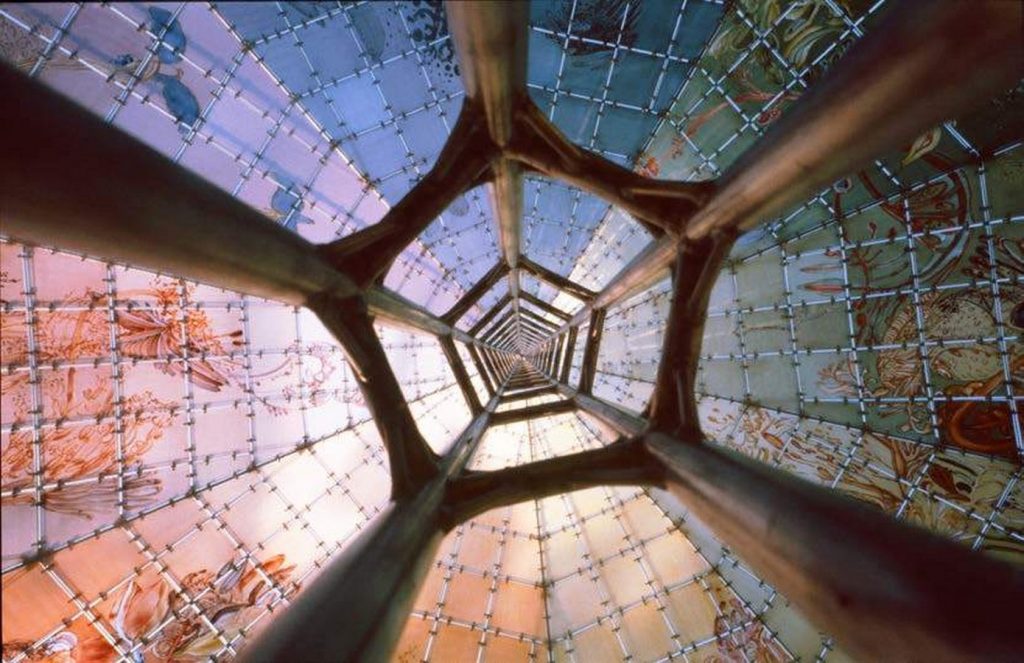 Diplomatic Club Heart Tent by Frei Otto - 2