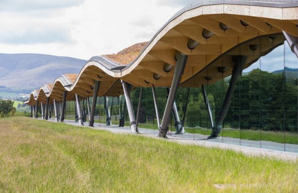 15 PLACES IN SCOTLAND- MACMILLAN DISTILLERY - sheet2