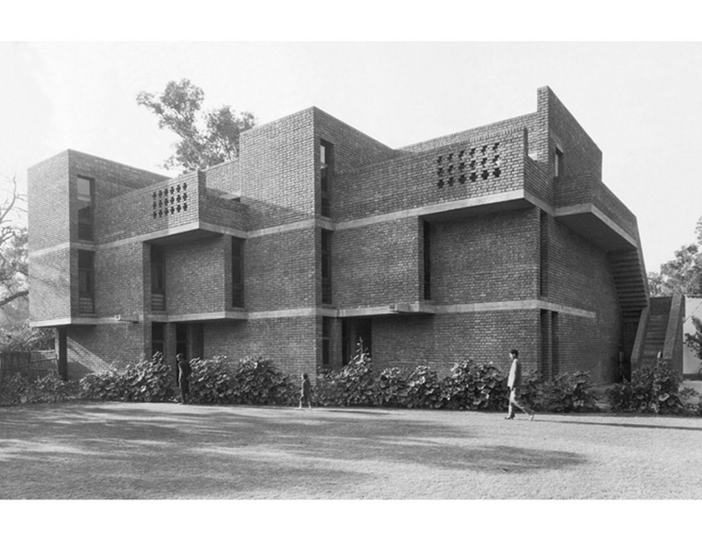 French Embassy Staff Quarters by Raj Rewal - 3