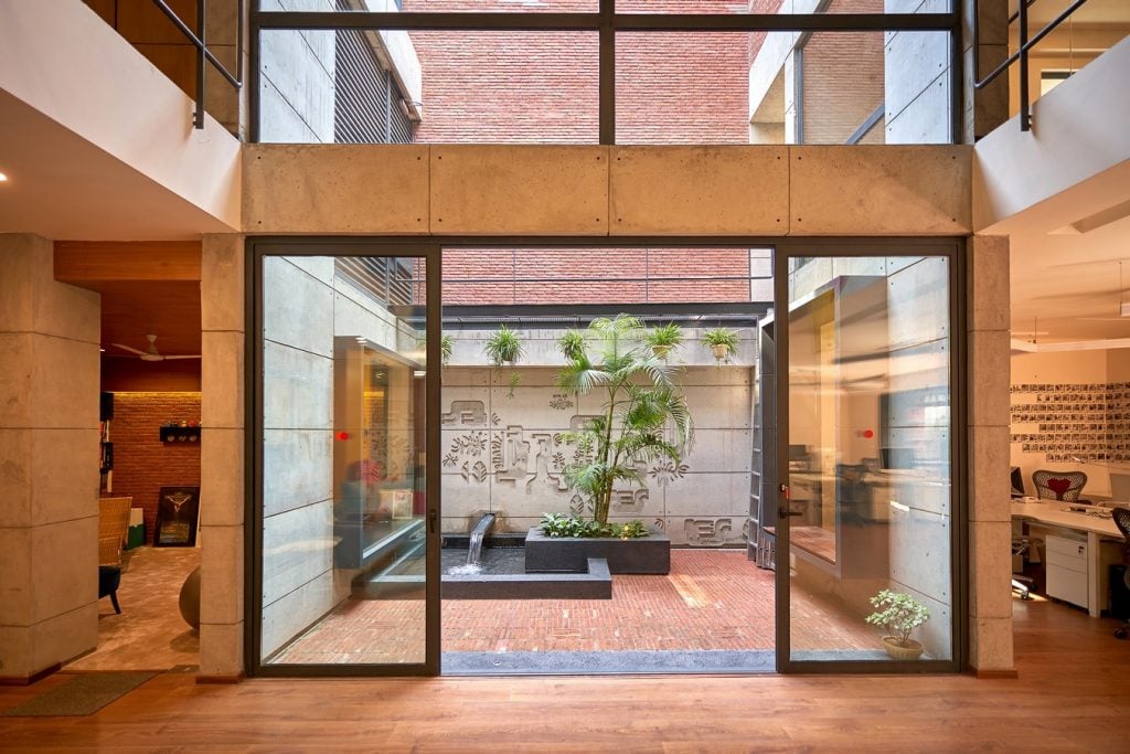 Lopez Design Studio by DADA & Partners - Sheet3