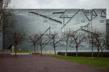 5 Projects That Bring Out Architecture For The Dying Into The Fore Front - Rethinking The Future