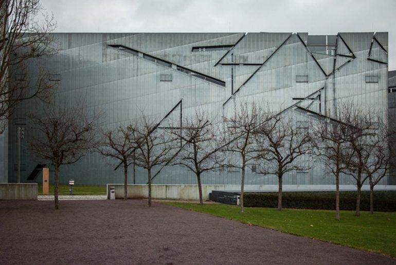 5 Projects That Bring Out Architecture For The Dying Into The Fore Front - Rethinking The Future