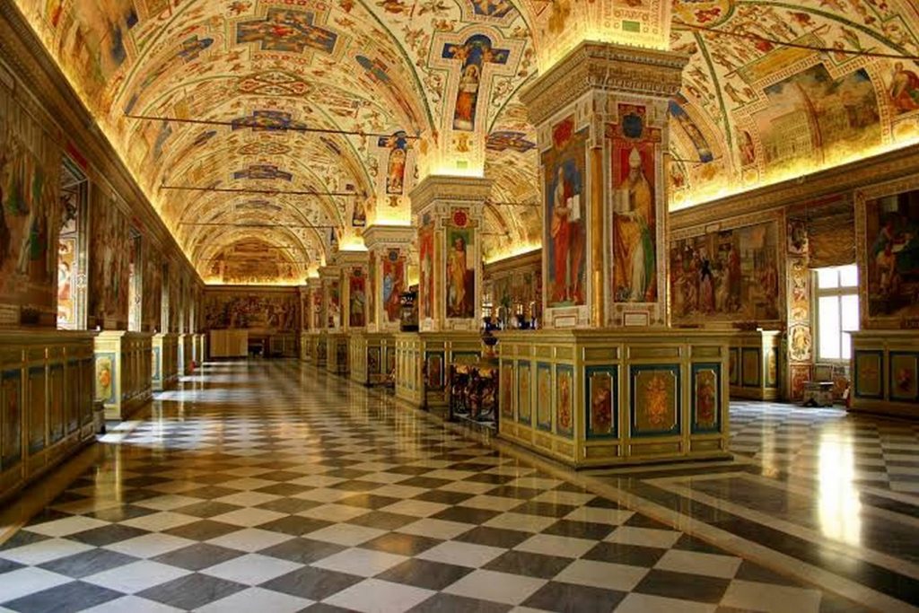 Exploring the Architecture of Vatican museums-