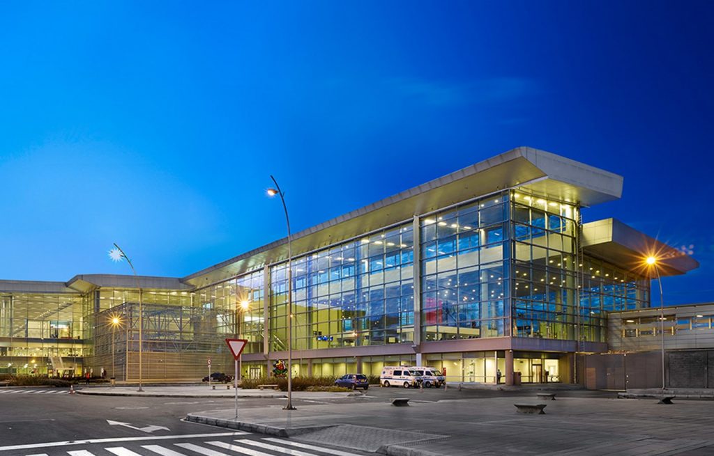 El Dorado Airport Terminal by Zyscovich