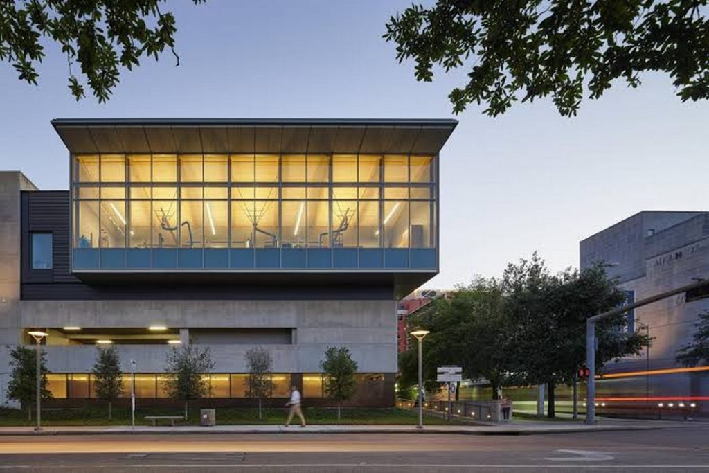 Museum of Fine Arts by Lake | Flato Architects