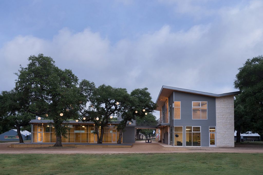 CYJ Experiential learning center by Sanders Architecture