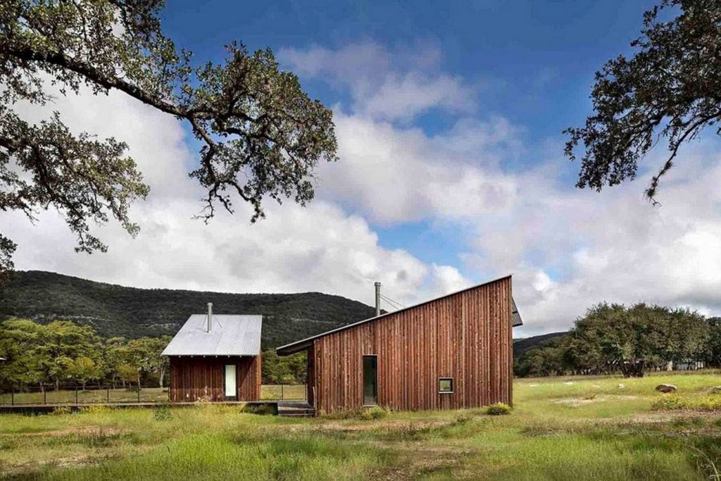 Camp Frio by Tim Cuppett Architects