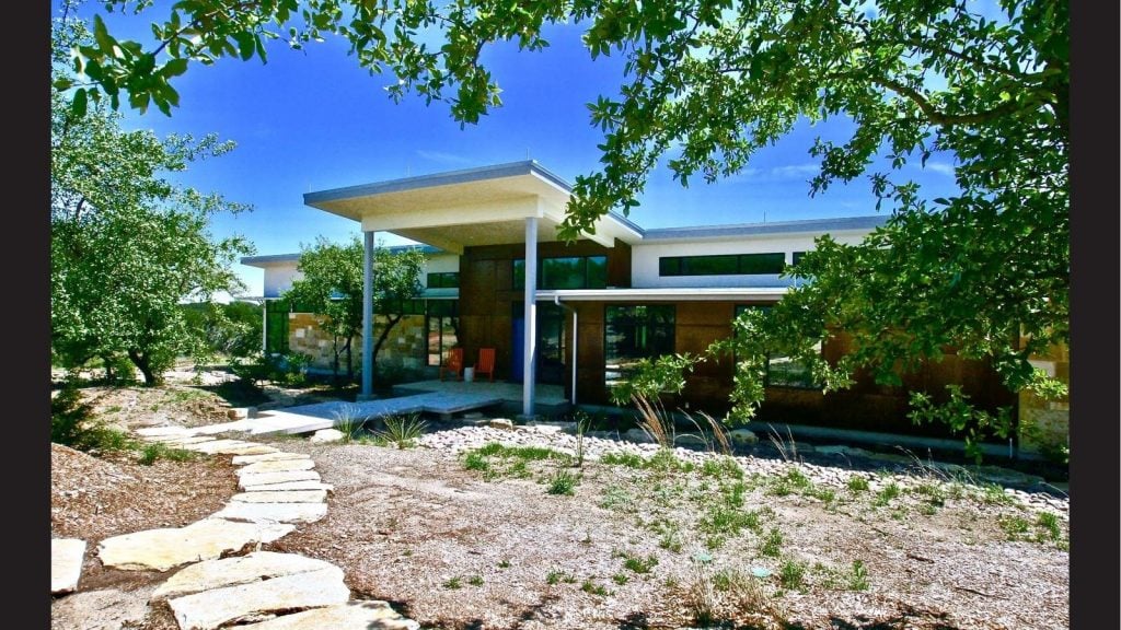 Top Architecture Firms in Austin Texas - Net Zero Retreat by B|P architecture