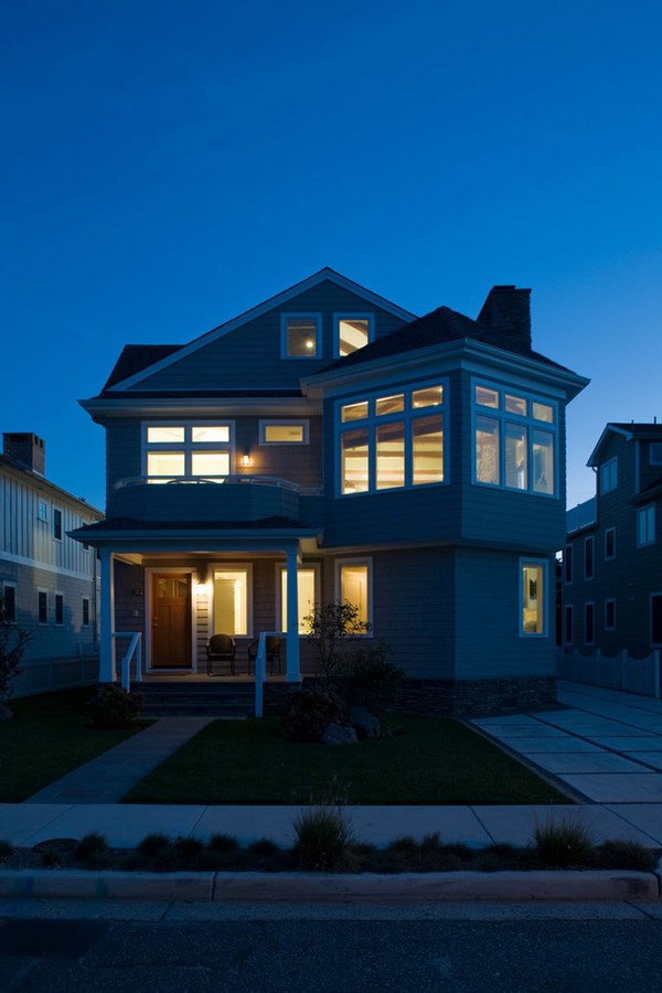 Avalon House by Terra Studio Architects