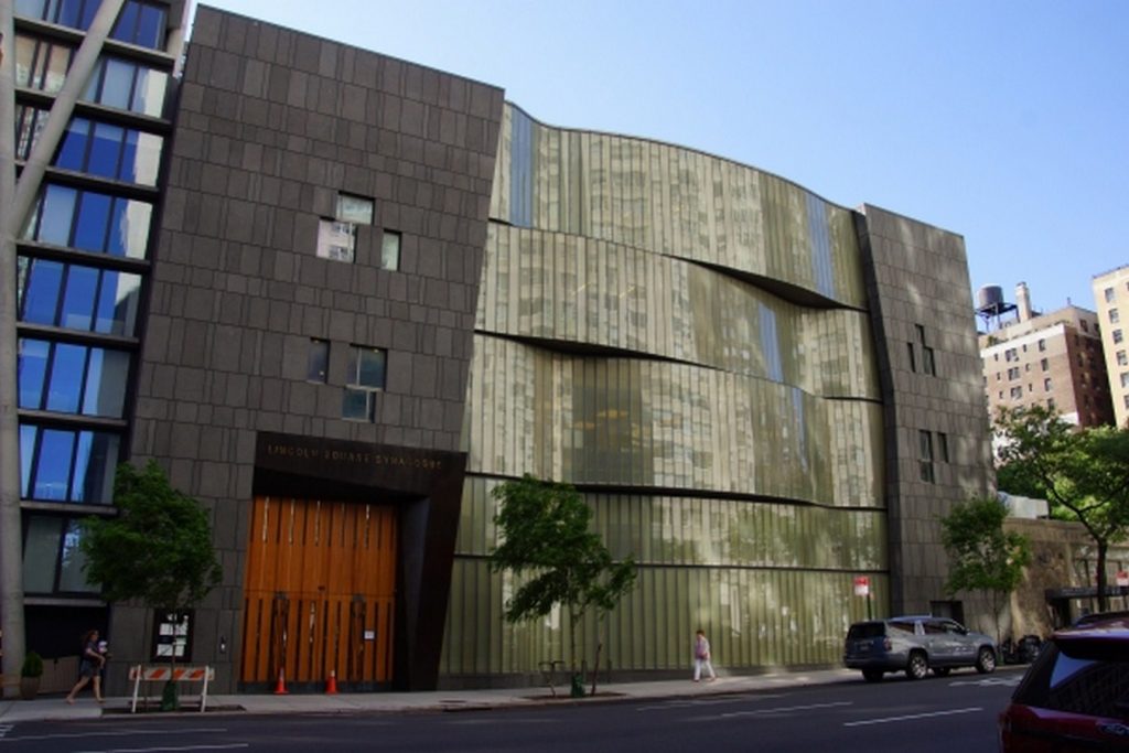 Top Architects in New York - Lincoln Square Synagogue by CetraRuddy