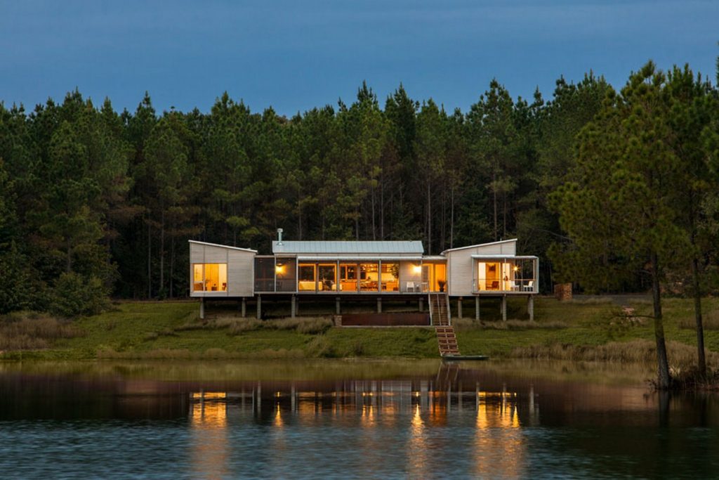 Top Architecture Firms in New York: Splinter Creek By Lang Architecture