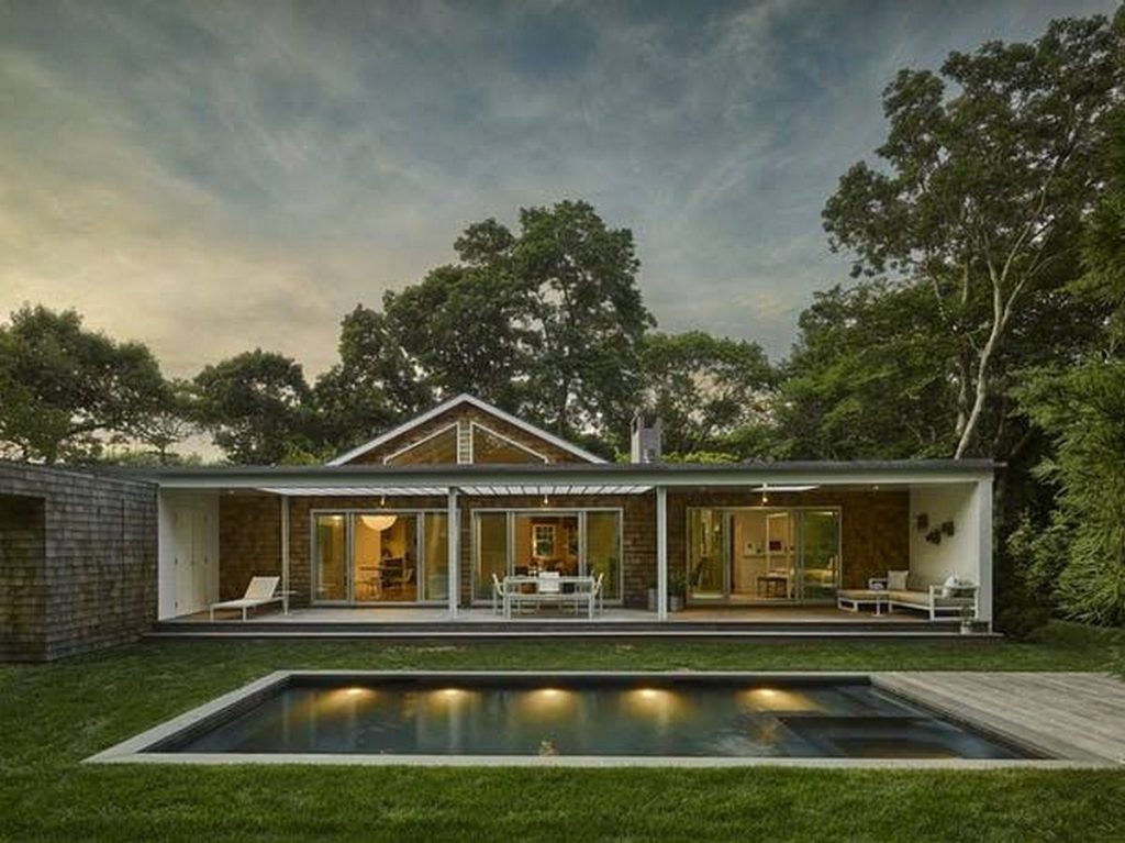 Top Architecture Firms in New York: East Hampton Cottage by MSA Architecture