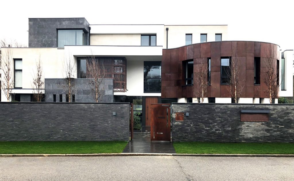 Surrey new build by Hoban Design