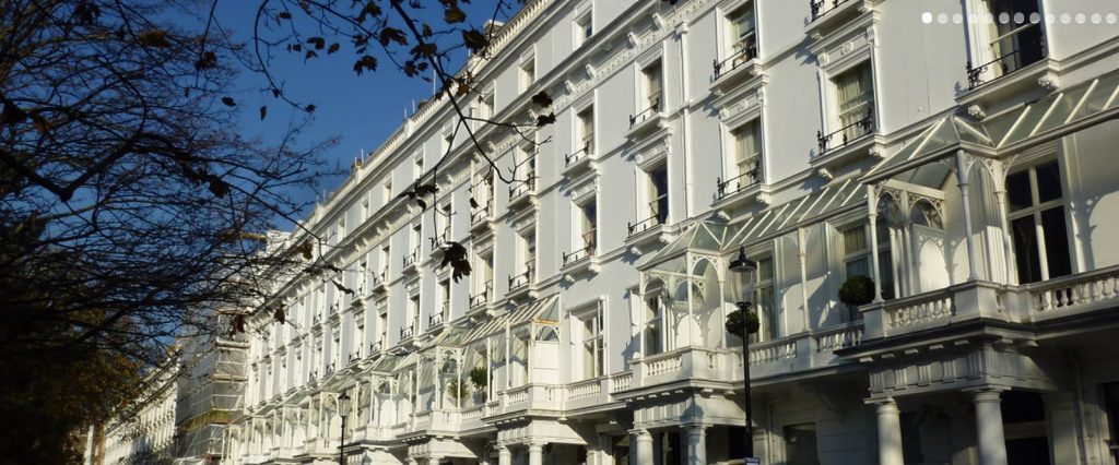 Apartments by Mantovani