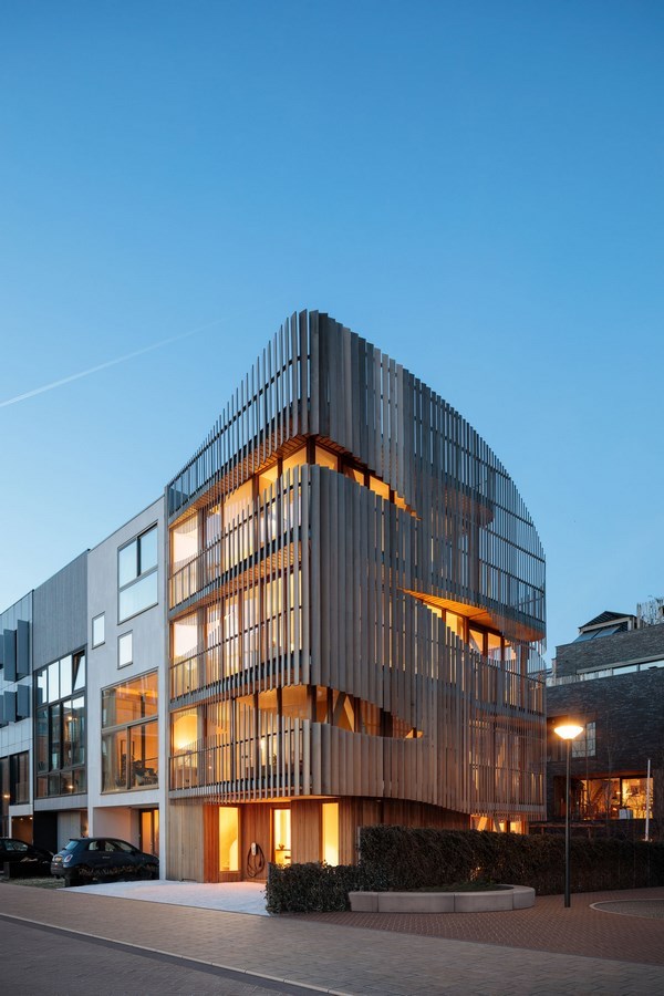TOP ARCHITECTURE FIRMS IN AMSTERDAM - sheet13