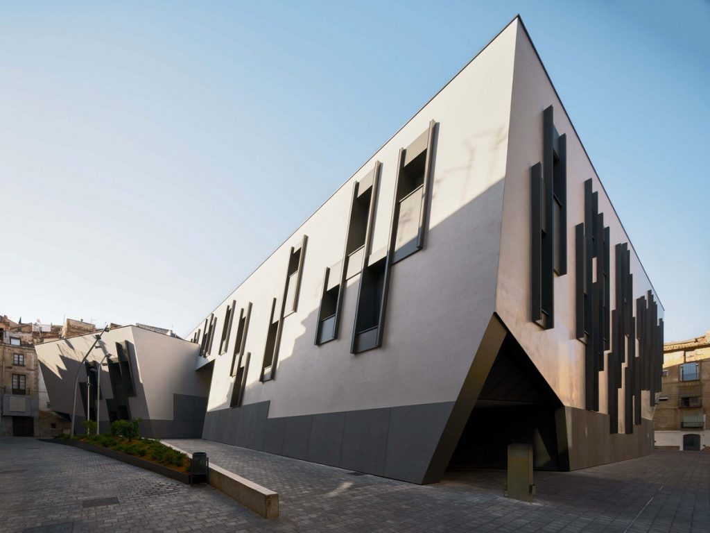 Headquarters for the Territorial Delegations of Les Terres de l'Ebre' by 'Estudio Carme Pinós' - Sheet4