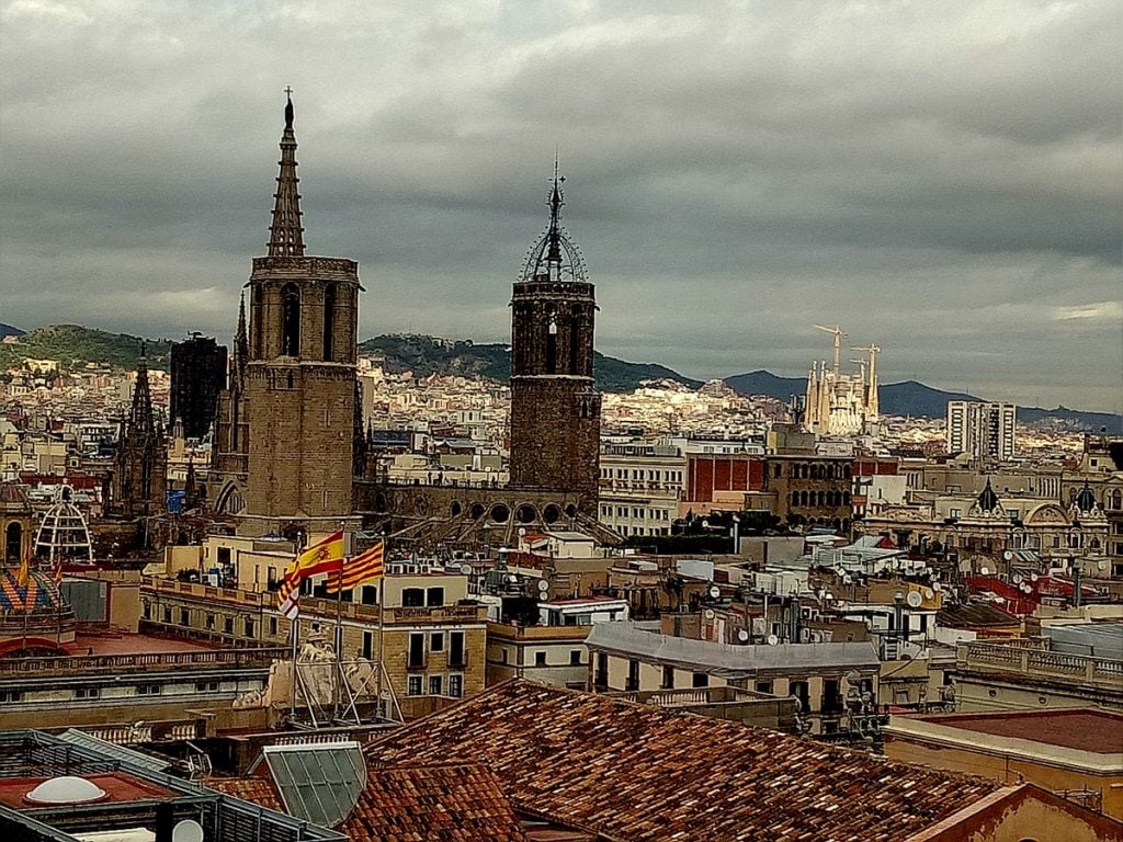 8 cities an Architect must visit in this lifetime - Sheet5