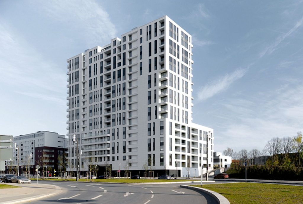 AXIS high rise Apartments by Meixner Schluter Wendt