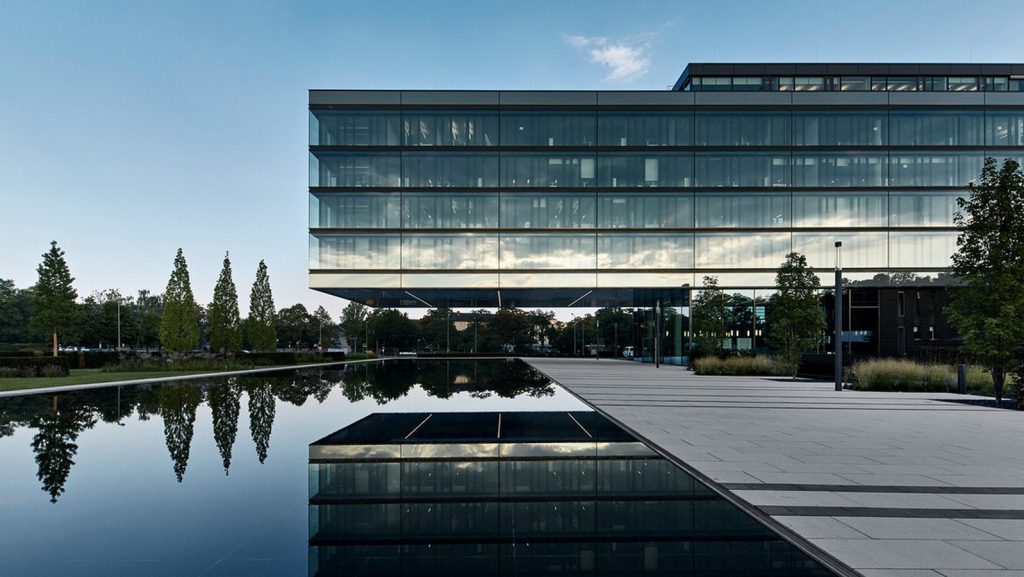 TOP ARCHITECTURE FIRMS IN FRANKFURT - Mhk European Headquarters by AS+P